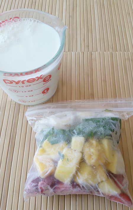 Frozen fruit & milk for smoothies