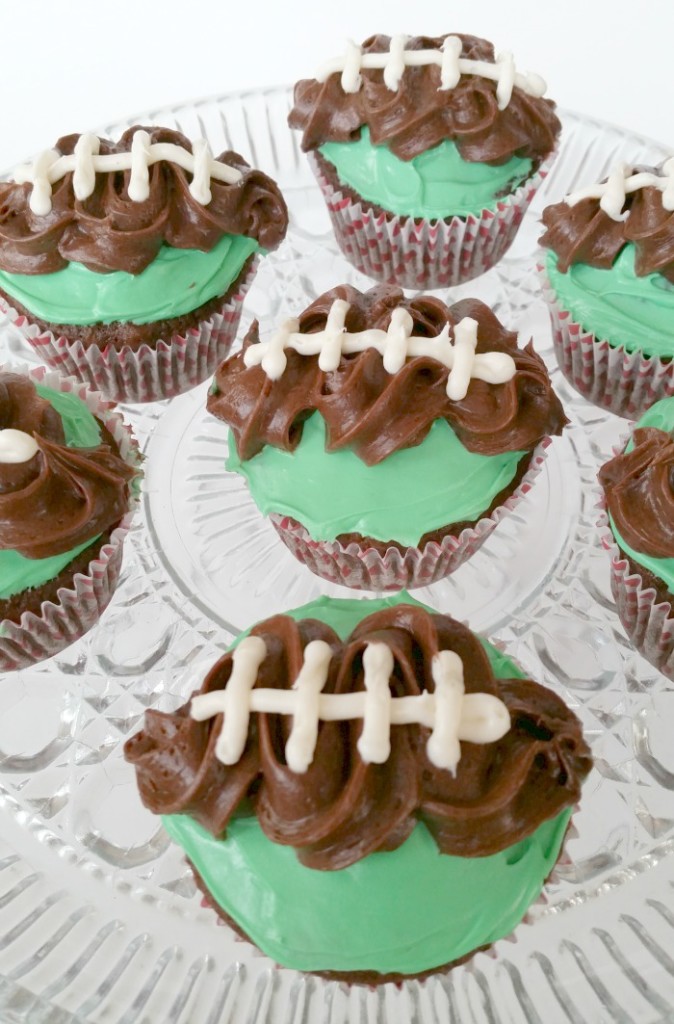 simple football cupcakes