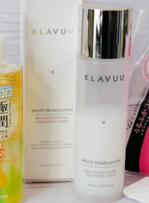 review of K-beauty - KLAVUU White Pearlsation Toner