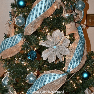 Image for Tips for Decorating a Small Christmas Tree