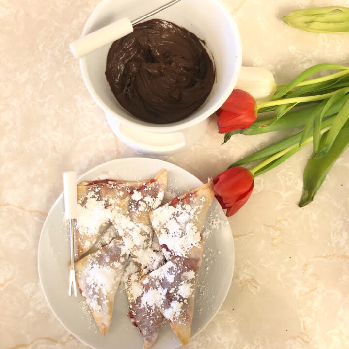 Image for Air Fried Strawberries & Cream Cheese Fondue Wontons