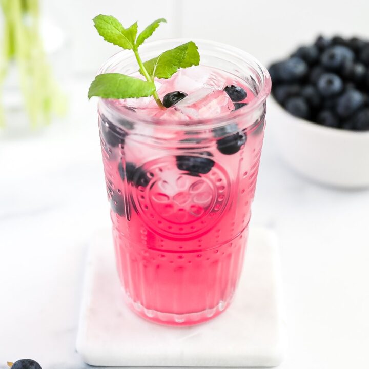 Pink blueberry lemonade