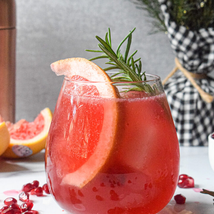 Image for Grapefruit & Pomegranate Rum Tonic