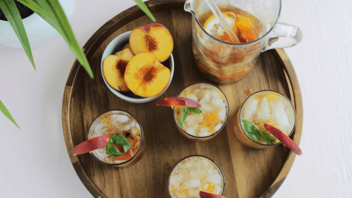 Hard Spiked Peach Iced Tea Lemonade - xoxoBella