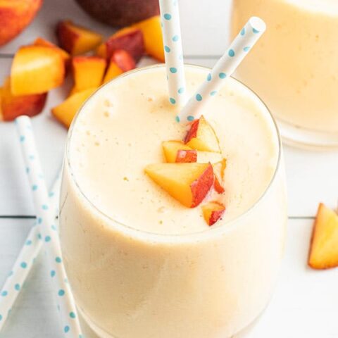 Image for {4-Ingredient} Creamy Peach Smoothie Recipe