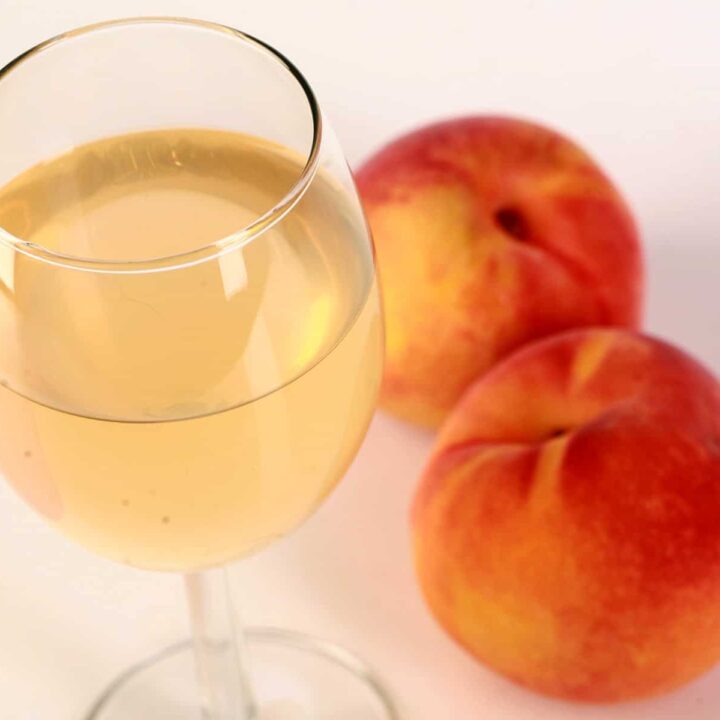 Image for Homemade Peach Wine Recipe