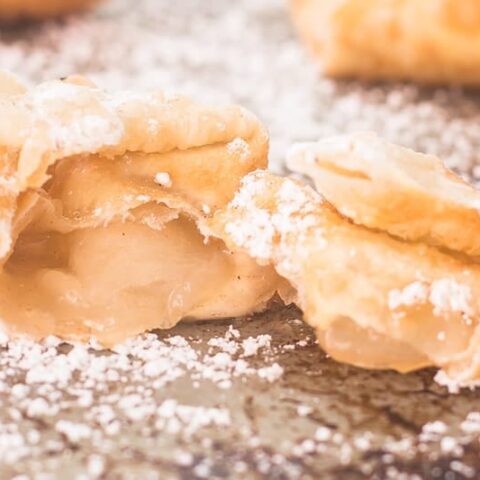 Image for Apple Pie Wontons Recipe
